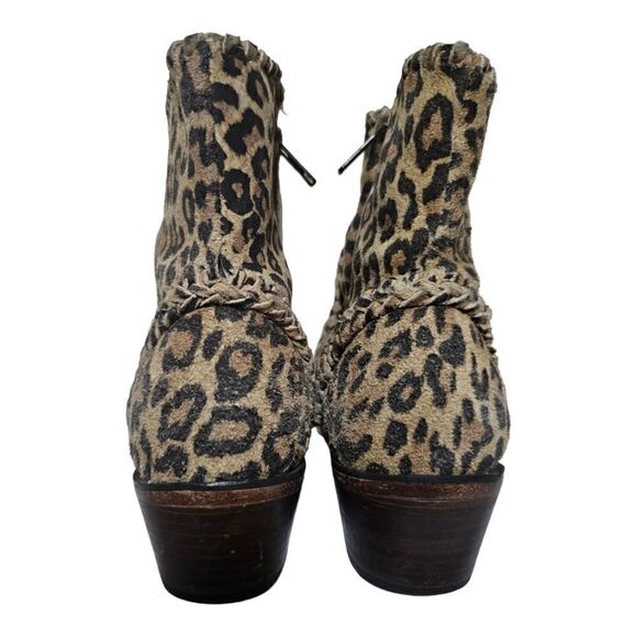 VERY VOLATILE LOS ANGELES Leopard Print Zip Ankle Leather Booties - Size 7 1/2 - Picture 4 of 9